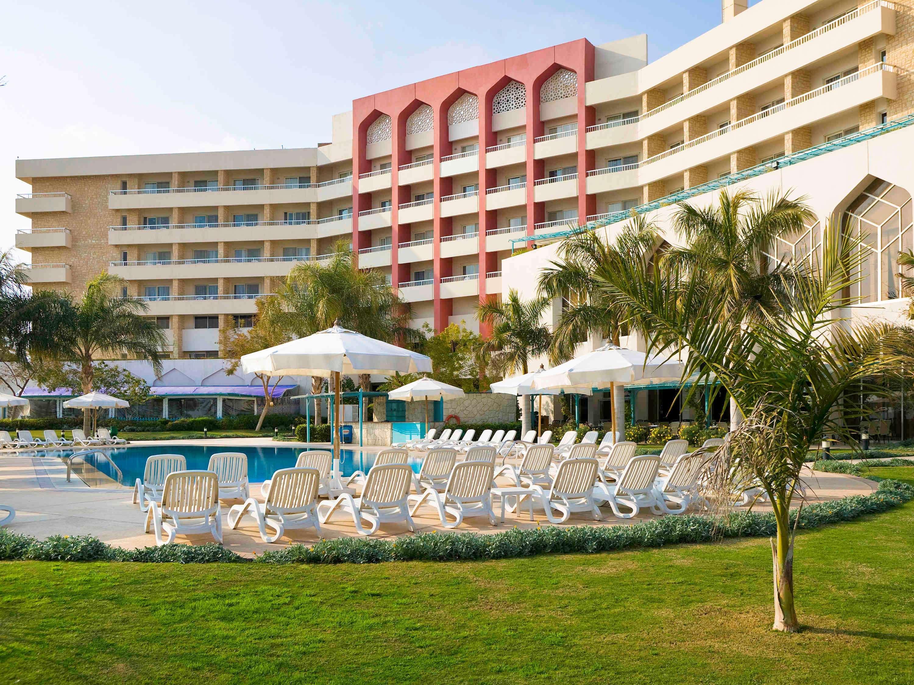 Mercure Ismailia Forsan Island Екстер'єр фото